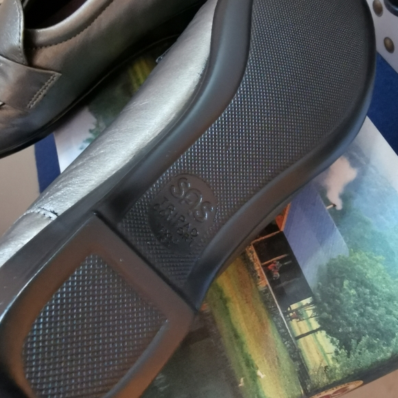 💥DEALS💥 2 PAIR $270 value - Picture 9 of 11